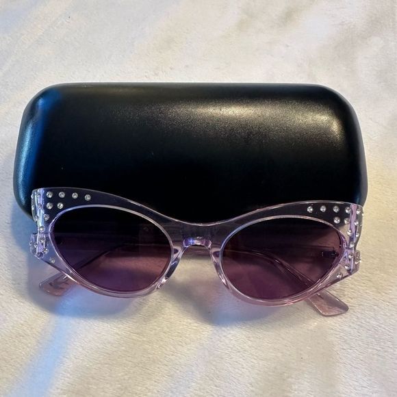 ALEXANDER McQueen Cat Eye Sunglasses main image 6